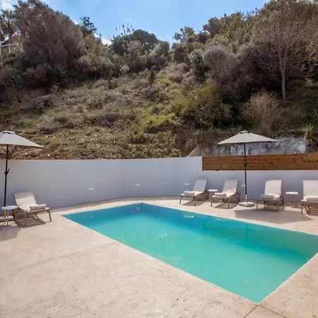 Beach-front Zakynthos - Bleu - 3 Bedrooms | Stunning Panoramic Sea Views - Modern Furnishings Argassi