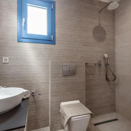 Beach-front Zakynthos - Bleu - 3 Bedrooms | Stunning Panoramic Sea Views - Modern Furnishings Argassi